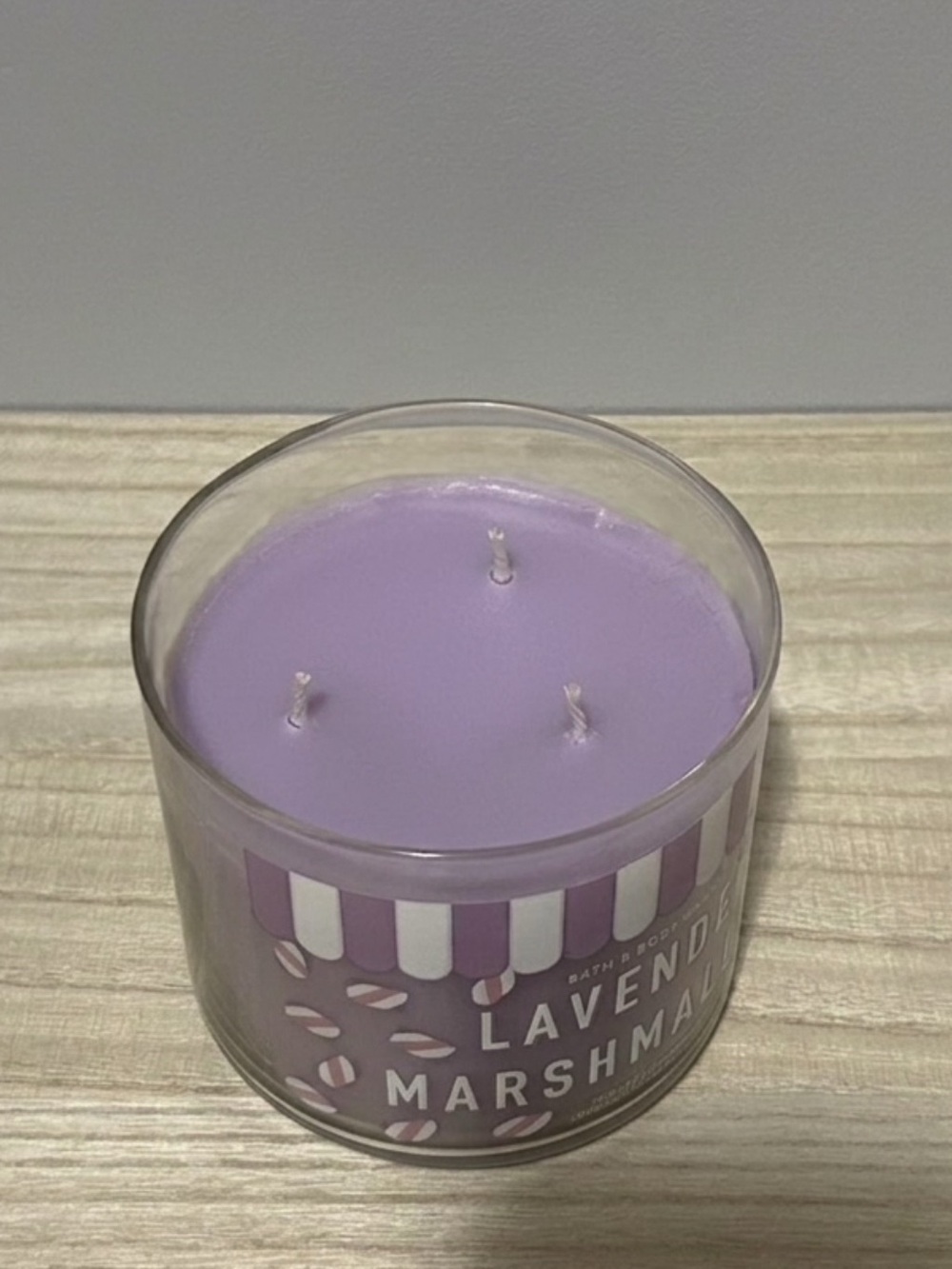 NEW Bath & Body Works Lavender Marshmallow Scented Candle - Picture 3 of 3